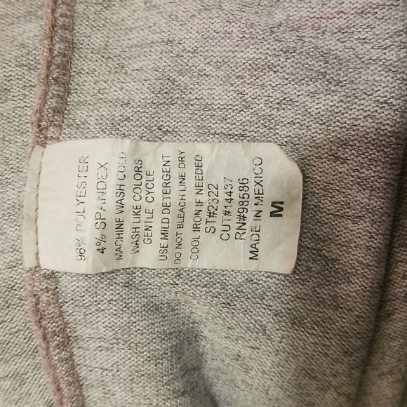 Ava James Pruff Shoulder Top - Picture 6 of 6